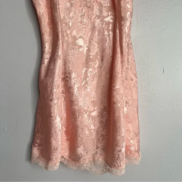 Vintage Victoria’s Secret Old Hollywood Glamour Chemise - Picture 12 of 15